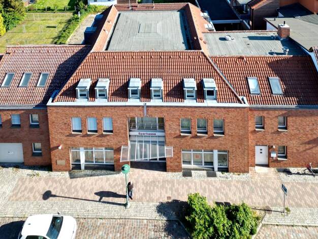 Stadthaus zur Miete 2.800 € 9 Zimmer 500 m² 833 m² Grundstück Falkenberger Straße 36 Strasburg 17335
