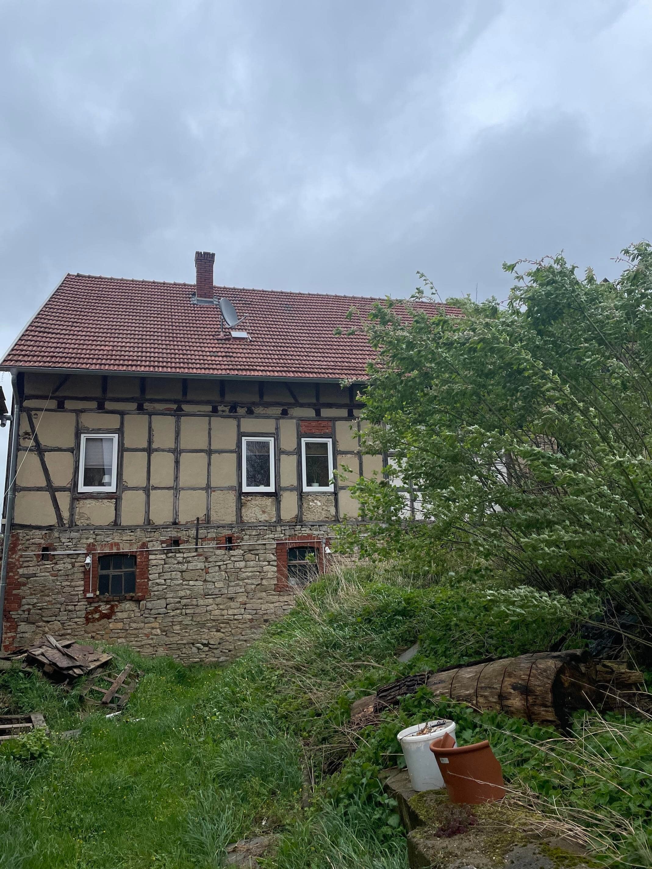 Einfamilienhaus zum Kauf 221.000 € 5 Zimmer 100 m²<br/>Wohnfläche 3.854 m²<br/>Grundstück Burgtonna Tonna 99958