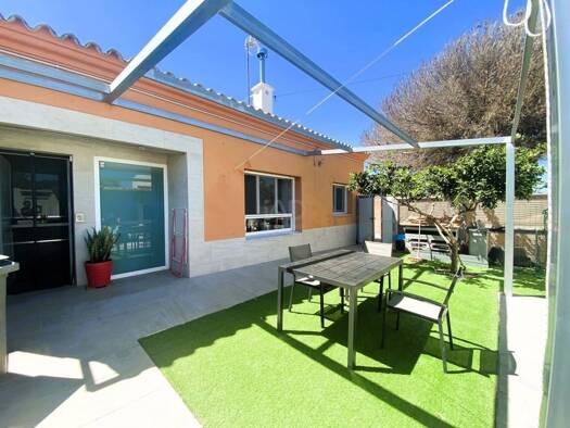 Chalet zum Kauf 549.000 € 1 Zimmer 258 m² 811 m² Grundstück Chiclana de la Frontera 11130