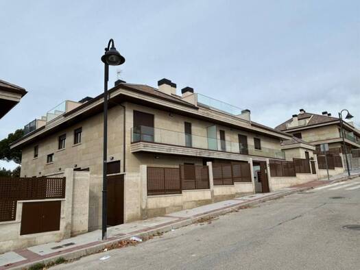 Wohnung zur Miete 1.700 € 3 Zimmer 90 m² 1. Geschoss Galapagar 28260