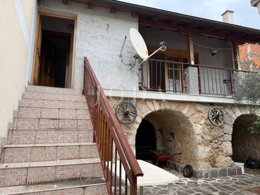 Haus zum Kauf 206.000 € 4 Zimmer 135 m² Tribalj