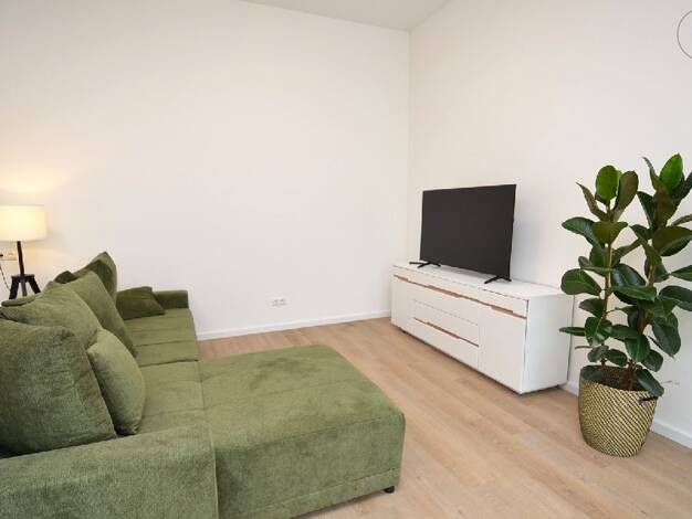 Wohnung zur Miete 1.650 € 2 Zimmer 45 m² EG frei ab sofort Göggingen Augsburg 86199