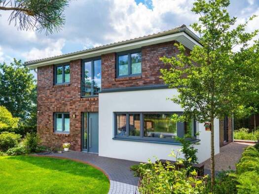 Einfamilienhaus zum Kauf 1.198.000 € 5 Zimmer 174 m² 640 m² Grundstück Wellingsbüttel Hamburg 22391