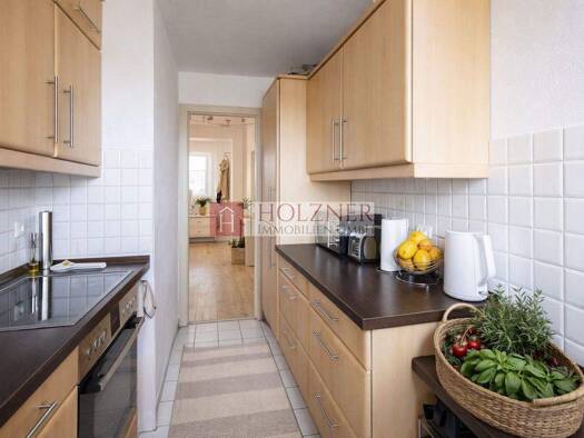 Wohnung zum Kauf 306.600 € 3 Zimmer 70,4 m² 7. Geschoss Peter u. Paul Landshut 84028