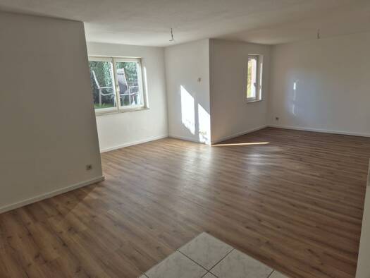 Wohnung zur Miete 270 € 1 Zimmer 40 m² Geschoss EG/2 frei ab sofort Albrechts Suhl 98529