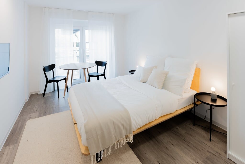 Wohnung zur Miete Wohnen auf Zeit 1.300 € 1 Zimmer 23,5 m²<br/>Wohnfläche 22.01.2025<br/>Verfügbarkeit Ostparkstraße 45a Ostend Frankfurt am Main 60385