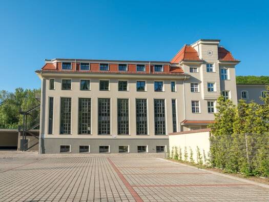 Wohnung zur Miete 585 € 2 Zimmer 60,6 m² 3. Geschoss Tharandter Straße 117a Naußlitz Dresden 01187