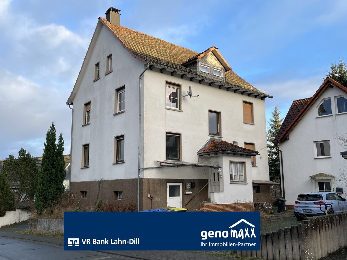 Einfamilienhaus zum Kauf 389.000 € 11 Zimmer 238 m²<br/>Wohnfläche 719 m²<br/>Grundstück Holzhausen Dautphetal / Holzhausen am Hünstein 35232