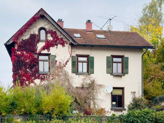 Einfamilienhaus zum Kauf 150.000 € 5 Zimmer 130 m² 466 m² Grundstück frei ab sofort Krauchenwies 72505