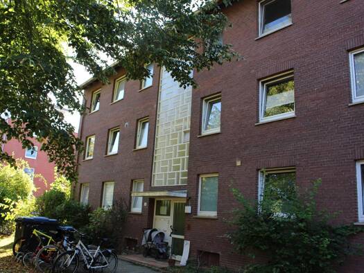Wohnung zum Kauf 129.000 € 4 Zimmer 82 m² Leer 26789