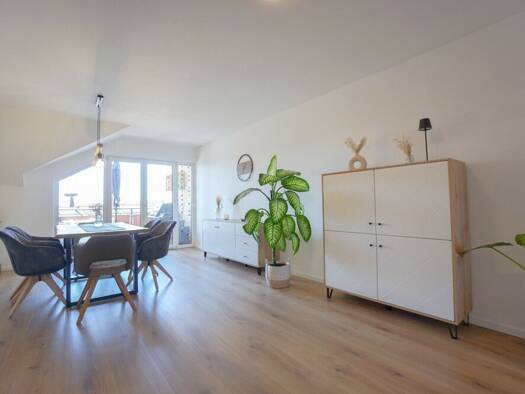 Wohnung zum Kauf 385.000 € 4 Zimmer 112,2 m² 3. Geschoss Burgthann 90559