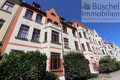 Wohnung zur Miete 400 € 2 Zimmer 58,8 m² frei ab sofort Friesenstraße 55 Olvenstedter Platz Magdeburg 39108