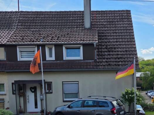 Doppelhaushälfte zum Kauf 49.000 € 1 Zimmer 120 m² 319 m² Grundstück Knittlingen Knittlingen 75438
