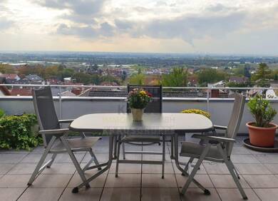 Wohnung zur Miete 1.390 € 2,5 Zimmer 123,3 m² 1. Geschoss Dossenheim Dossenheim 69221