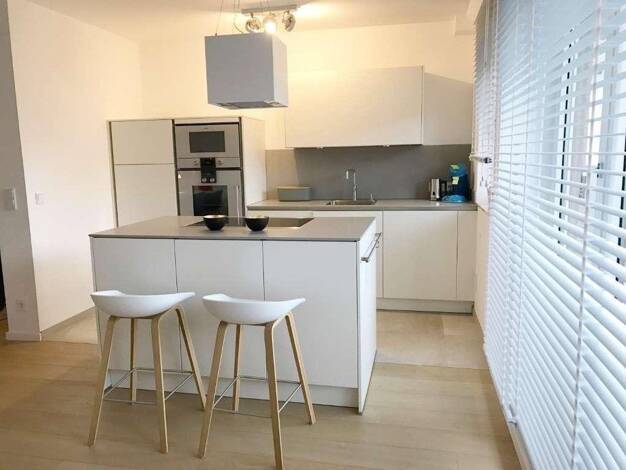 Wohnung zur Miete 1.350 € 2 Zimmer 64 m² 4. Geschoss frei ab 01.09.2026 Quirinstraße 10 Oberkassel Düsseldorf 40545