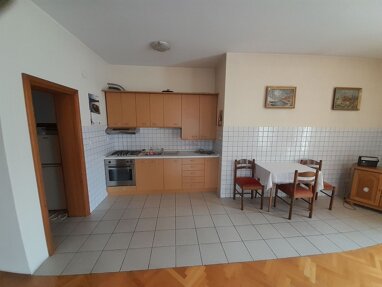 Büro-/Praxisfläche zur Miete 1.500 € 4 Zimmer Dugo Selo - Centar