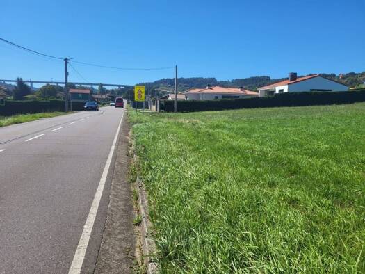Acker-/Waldstück zum Kauf 2.850.000 € Castrillón 33457