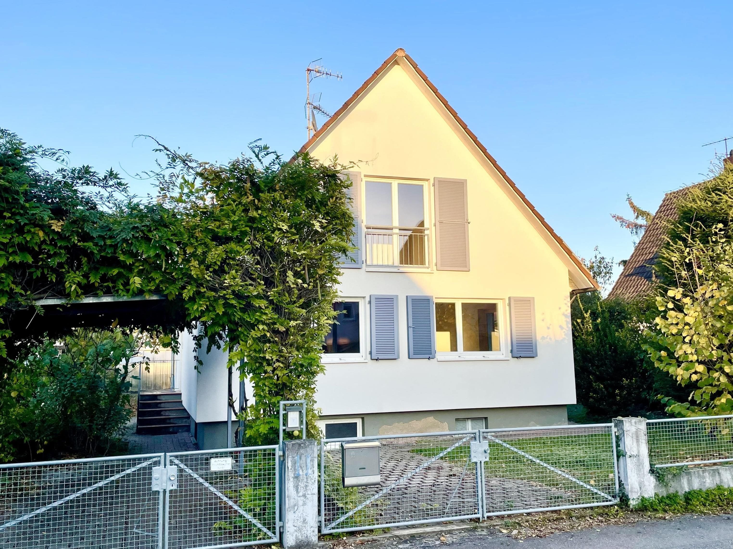 Einfamilienhaus zum Kauf 590.000 € 5 Zimmer 123 m²<br/>Wohnfläche 626 m²<br/>Grundstück ab sofort<br/>Verfügbarkeit Efringen-Kirchen Efringen-Kirchen 79588