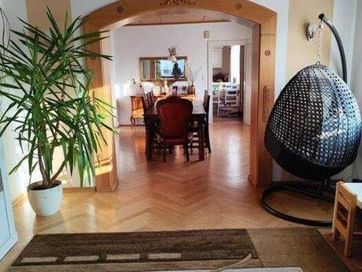 Mehrfamilienhaus zum Kauf 299.000 € 8 Zimmer 190 m² 647 m² Grundstück frei ab sofort Burghaig Kulmbach 95326