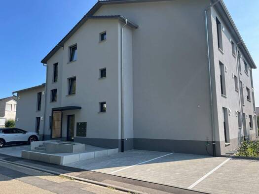 Wohnung zur Miete 1.430 € 3 Zimmer 110,4 m² 2. Geschoss frei ab sofort An der Sonnhalde 12 Herbolzheim 79336