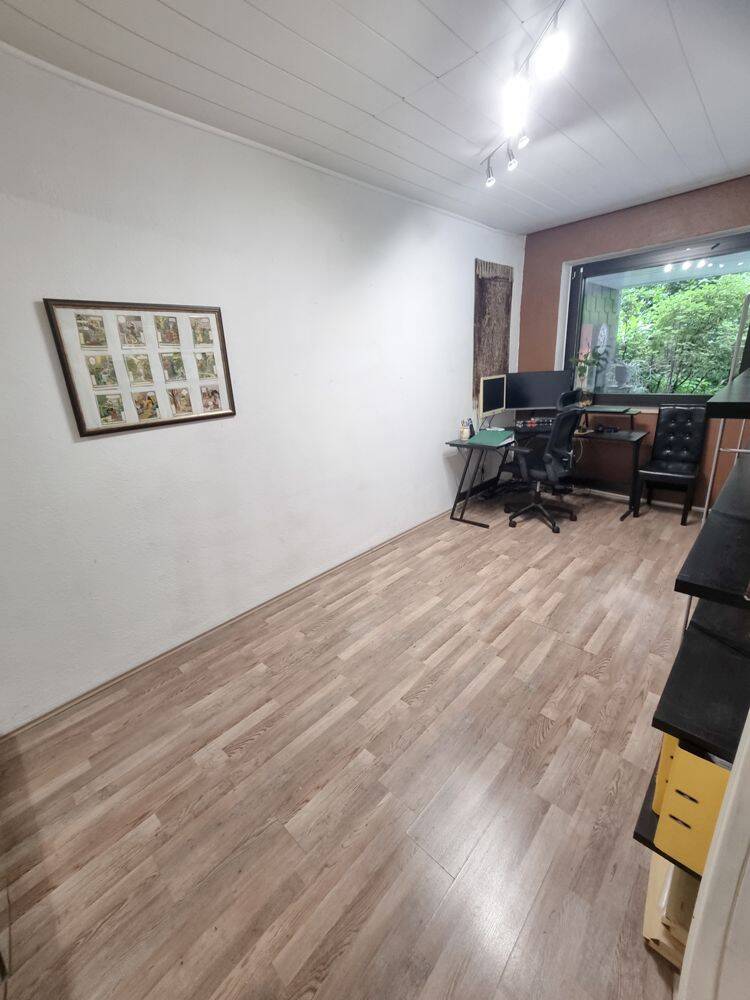 Property thumbnail 12