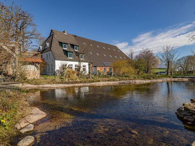 Mehrfamilienhaus zum Kauf als Kapitalanlage geeignet 695.000 € 10 Zimmer 850 m² 7.869 m² Grundstück Helse 25709