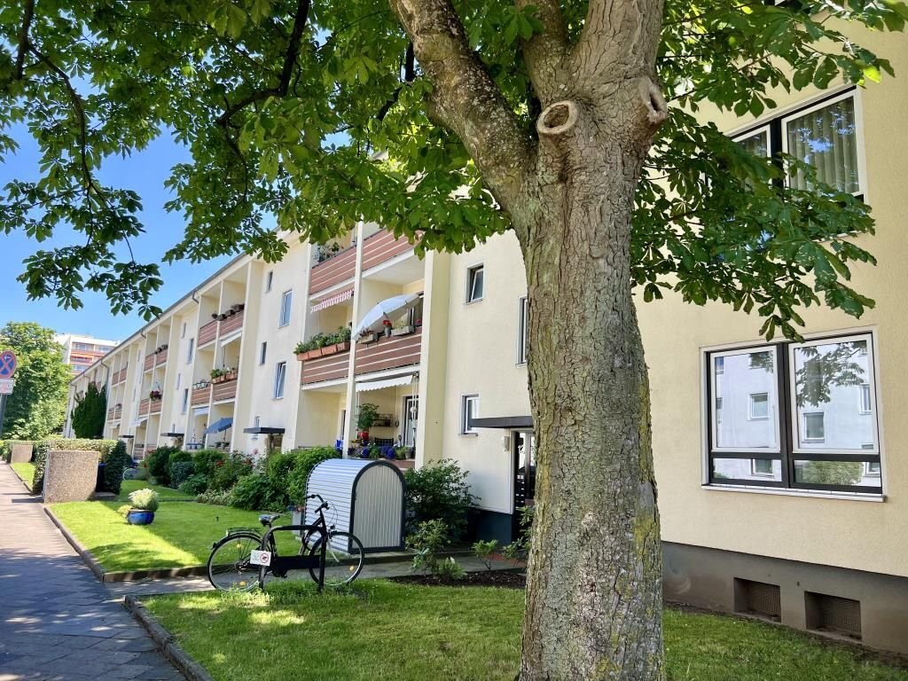 Wohnung zum Kauf provisionsfrei 199.000 € 2 Zimmer 48,5 m²<br/>Wohnfläche 1.<br/>Geschoss Grevenbroicher Weg 17 Oberlörick Düsseldorf 40547