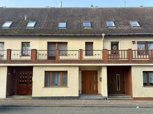 Reihenmittelhaus zum Kauf 198.000 € 5 Zimmer 126 m² 253 m² Grundstück frei ab 01.01.2026 Wittenberge 19322