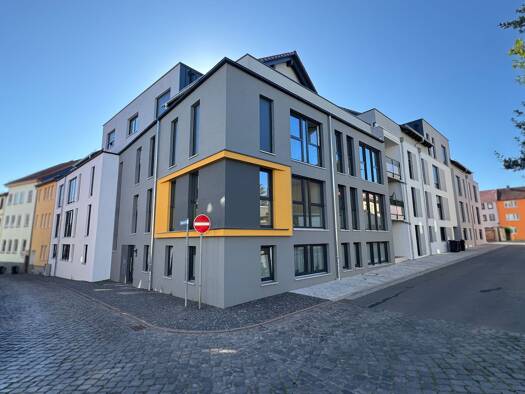 Wohnung zur Miete - Erstbezug 1.090 € 3 Zimmer 94,5 m² frei ab sofort Ohrdruf 99885