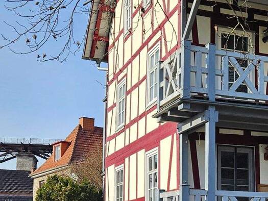 Wohnung zur Miete 330 € 2 Zimmer 55,3 m² 1. Geschoss frei ab 01.05.2026 Hauptstraße 82 Lengenfeld unterm Stein 99976