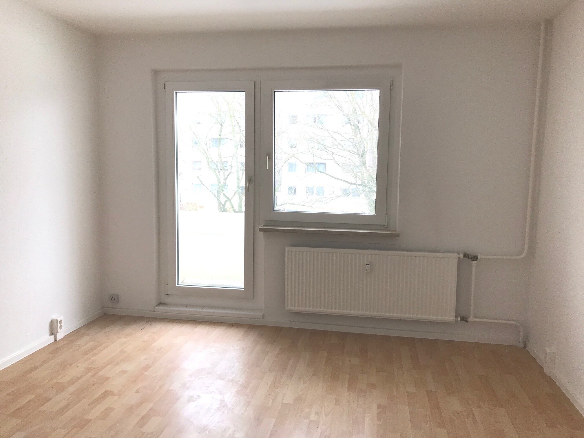 Wohnung zur Miete 280,30 € 3 Zimmer 56,1 m²<br/>Wohnfläche 2.<br/>Geschoss ab sofort<br/>Verfügbarkeit Schulstr. 6 Thurm Mülsen 08132