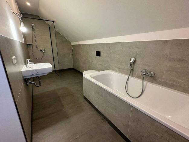 Wohnung zur Miete 320 € 2 Zimmer 48 m² 2. Geschoss Schafgartenweg 3 Rödlitz Lichtenstein OT Rödlitz 09350