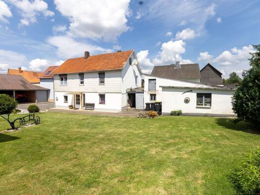 Einfamilienhaus zum Kauf 65.000 € 6 Zimmer 115 m² 935 m² Grundstück frei ab sofort Abterode Meißner 37290