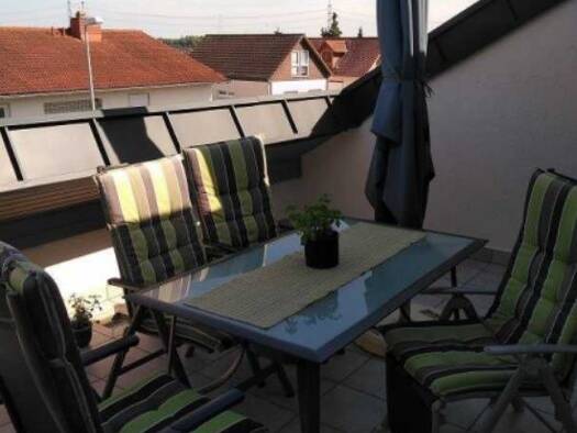 Wohnung zur Miete 1.050 € 1 Zimmer 116 m² Geschoss 1/2 frei ab sofort Groß-Rohrheim 68649