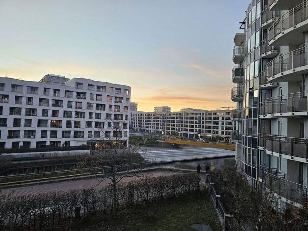 WG-Zimmer zur Miete Wohnen auf Zeit 800 € 21 m² 2. Geschoss frei ab sofort Kieler Straße 1a Mitte Berlin 10115