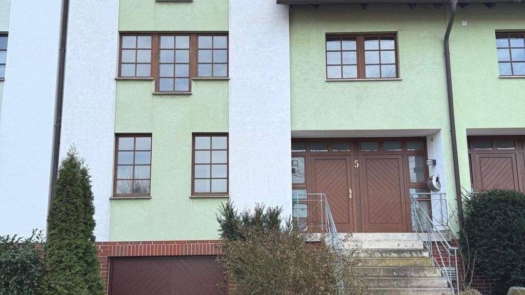 Reihenmittelhaus zum Kauf provisionsfrei 595.000 € 228,4 m² 366 m² Grundstück frei ab sofort Rasenweg 5 Tiefthal Erfurt 99090
