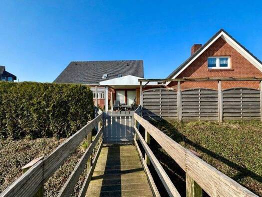 Einfamilienhaus zum Kauf 399.999 € 11 Zimmer 247,8 m² 1.123 m² Grundstück Hooksiel Wangerland 26434