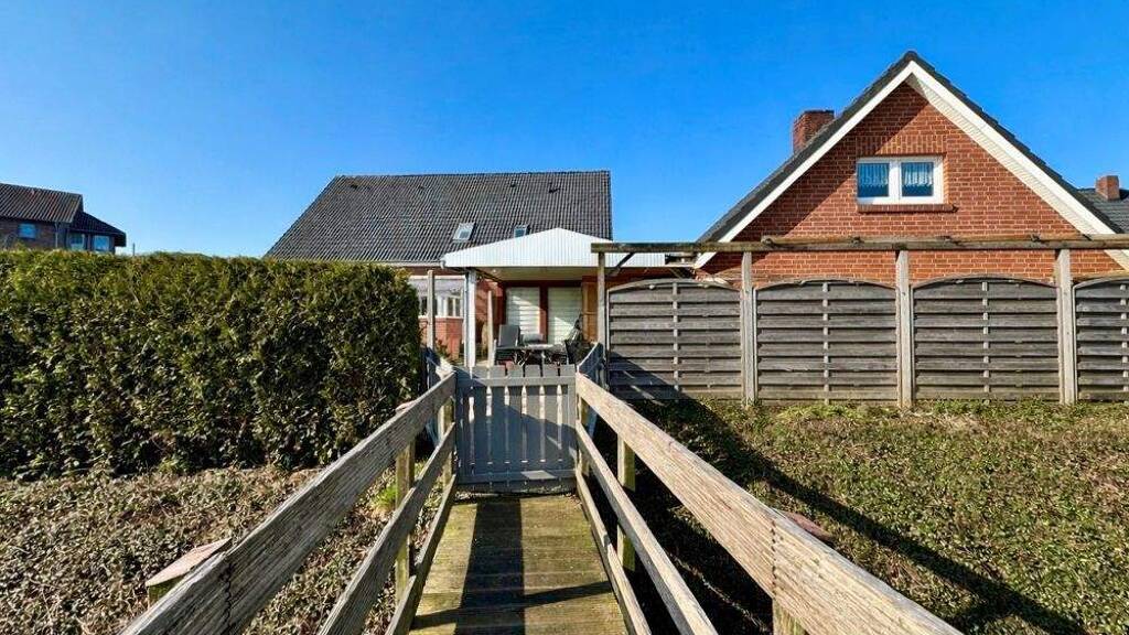 Einfamilienhaus zum Kauf 399.999 € 11 Zimmer 247,8 m² 1.123 m² Grundstück Hooksiel Wangerland 26434