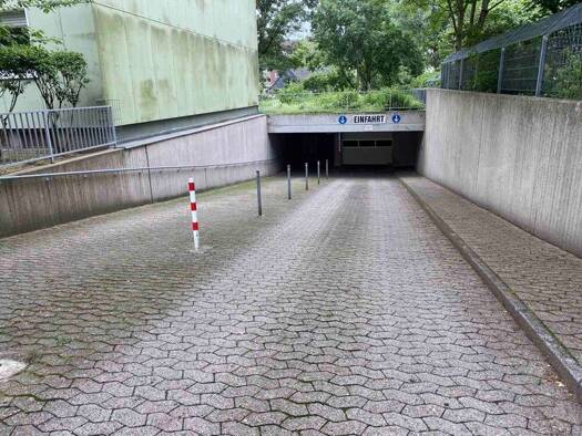 Tiefgarage zur Miete provisionsfrei 50 € Niederbeckstr.TG bei 15 Rath Düsseldorf 40472