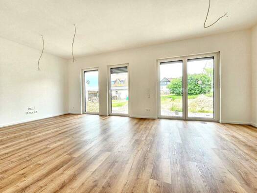 Haus zum Kauf 377.500 € 4 Zimmer 109 m² 310 m² Grundstück Puschendorferstraße 9 Kirchfembach Langenzenn 90579