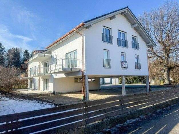 Wohnung zur Miete - Erstbezug 1.190 € 2 Zimmer 62,9 m² 1. Geschoss frei ab 01.04.2026 Kolbermoor 83059