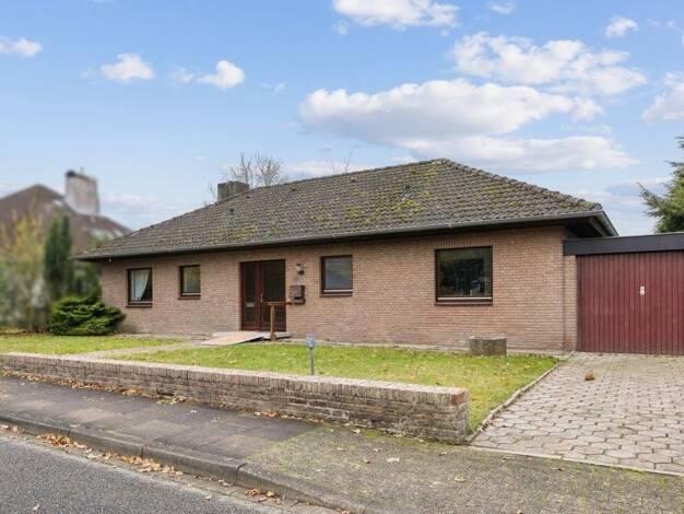 Einfamilienhaus zum Kauf 399.000 € 4 Zimmer 114 m² 1.001 m² Grundstück Schwarzenbek 21493