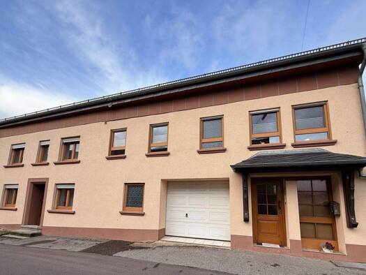 Reihenendhaus zum Kauf 500.000 € 4 Zimmer 360 m² 856 m² Grundstück Orscholz Mettlach 66693