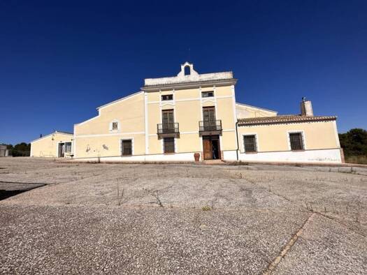 Villa zum Kauf 1.900.000 € 4 Zimmer 561 m² 12 m² Grundstück Requena 46340
