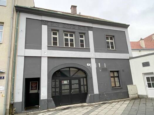 Haus zum Kauf 349.000 € 187 m² Grundstück Wiener Neustadt 2700