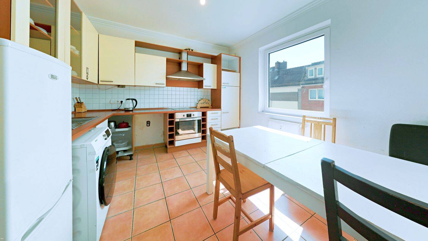 Property thumbnail 12