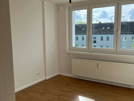 Wohnung zur Miete 517 € 2 Zimmer 45 m² Geschoss 4/4 frei ab sofort Wendorf Wismar 23968