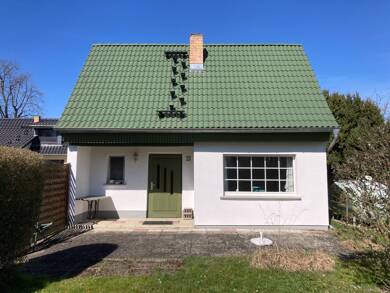 Haus zum Kauf 82.000 € 3 Zimmer 40 m² 256 m² Grundstück Bülow Bülow 17166