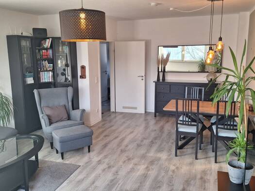 Wohnung zur Miete 520 € 2 Zimmer 66 m² Geschoss 3/3 frei ab 01.03.2026 Cracau Krefeld 47798