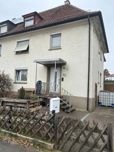 Haus zum Kauf 379.000 € 8 Zimmer 170 m² 279 m² Grundstück Neuenstädter Str. 45 Neckarsulm Neckarsulm 74172